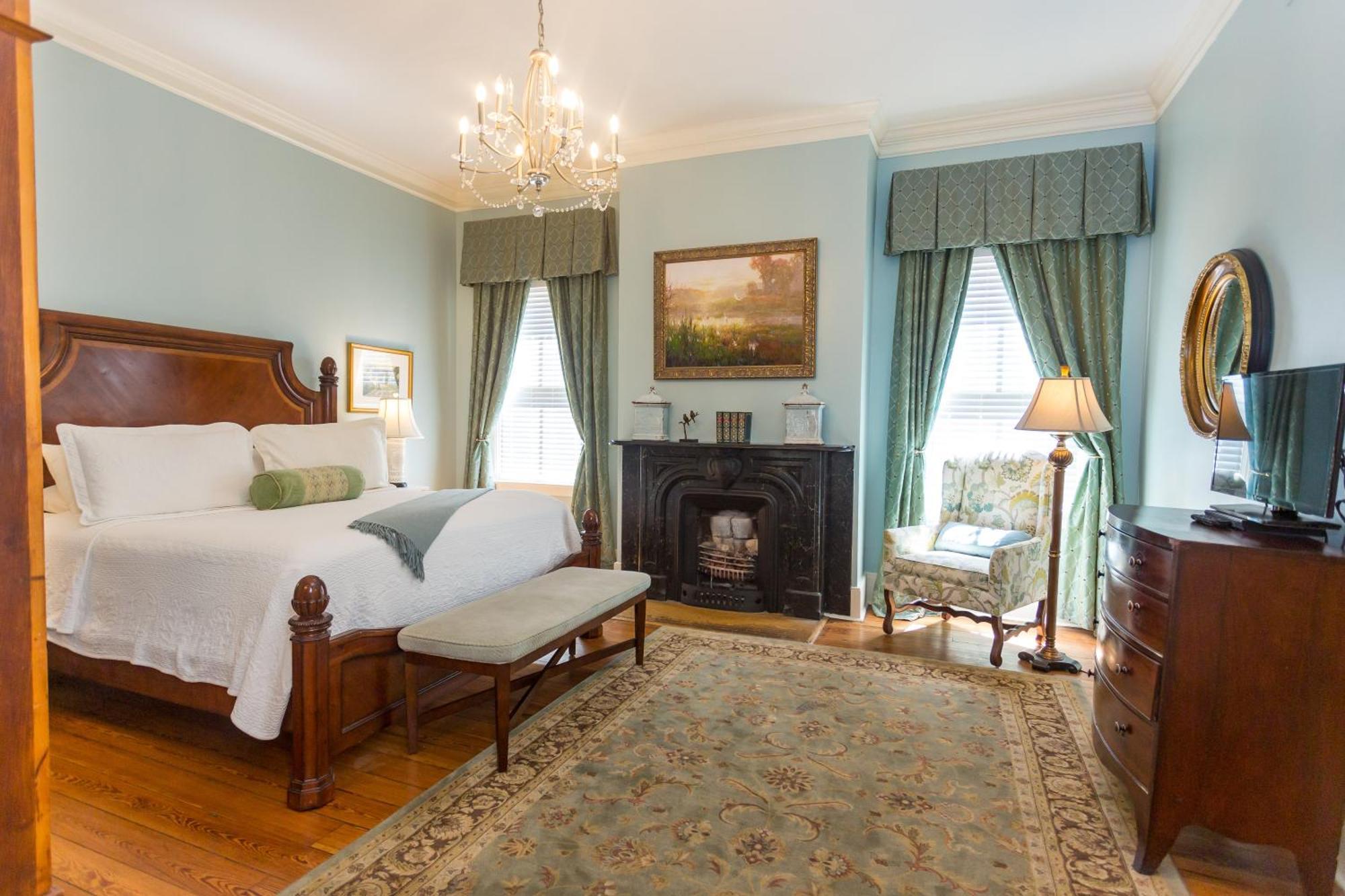 The Gastonian, Historic Inns Of Savannah Collection (Adults Only) Экстерьер фото