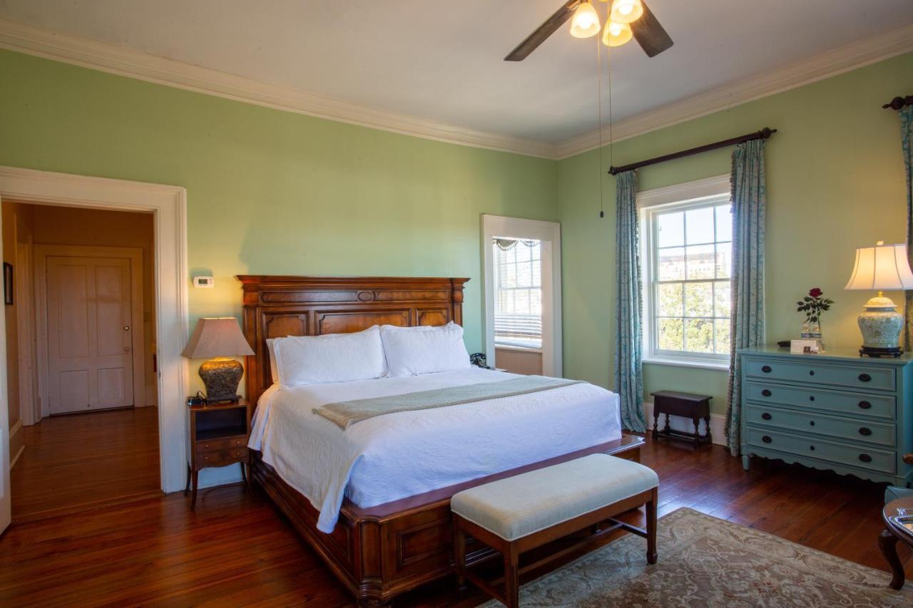 The Gastonian, Historic Inns Of Savannah Collection (Adults Only) Экстерьер фото